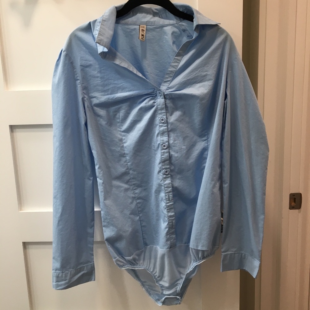 V neck blue button down bodysuit